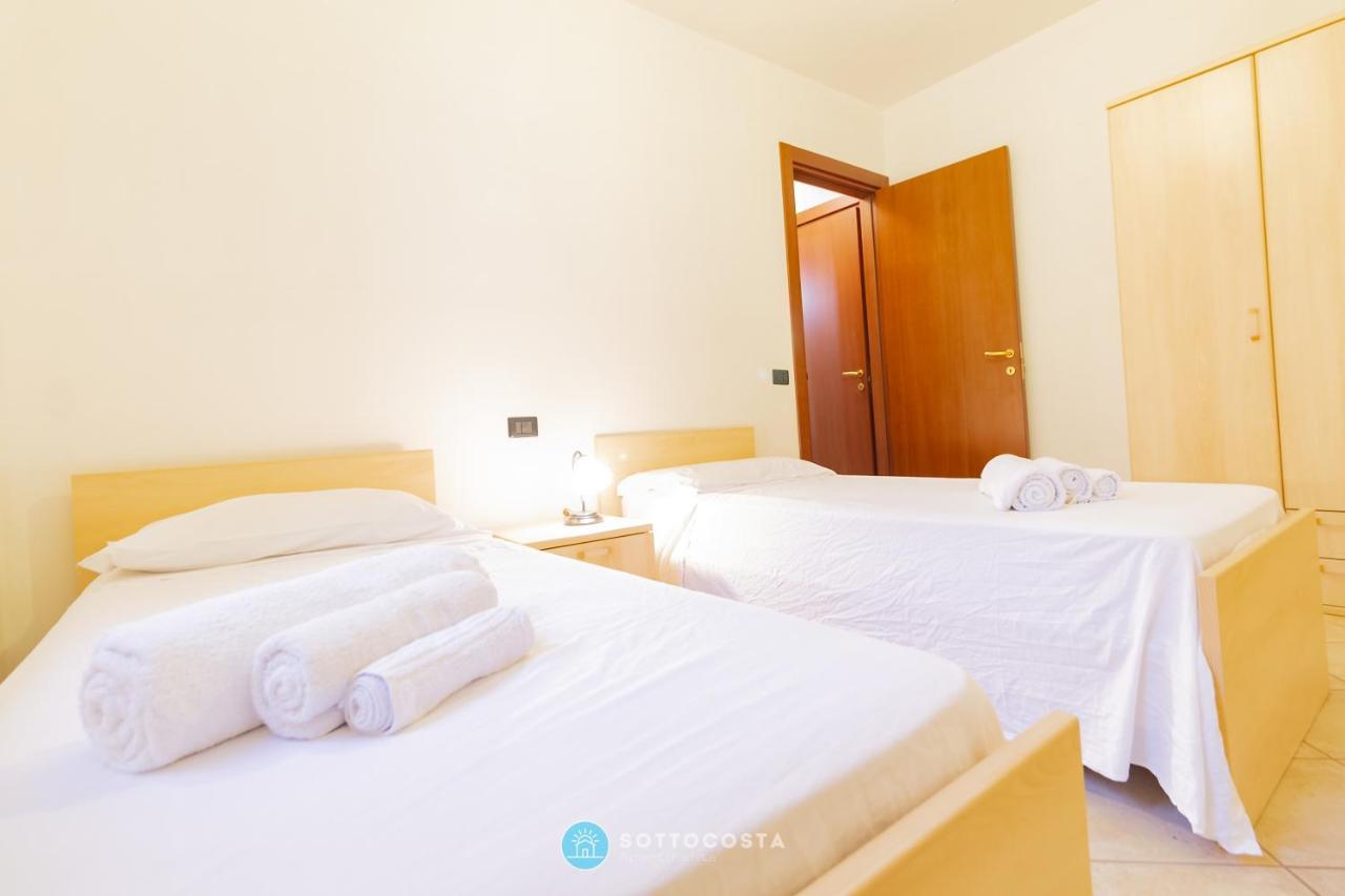 Atena Flat - Torre Dell'Orso Exterior photo